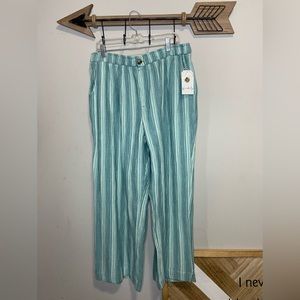 NWT Wonderly Pants
